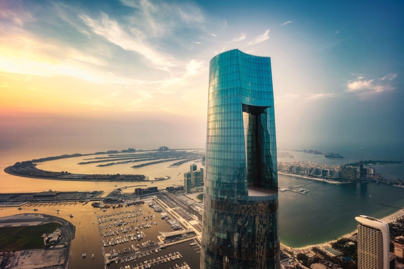 Ciel Dubai Marina: Inside the World’s Tallest Hotel Redefining Luxury Living in the UAE